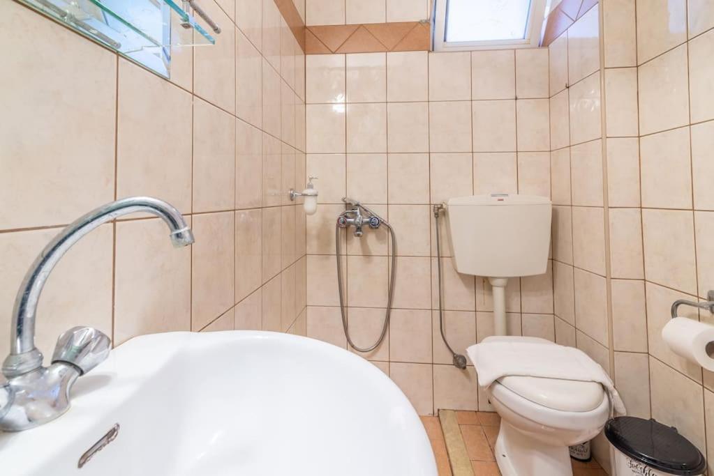 Urban Apt Next University 23 Ираклион Экстерьер фото